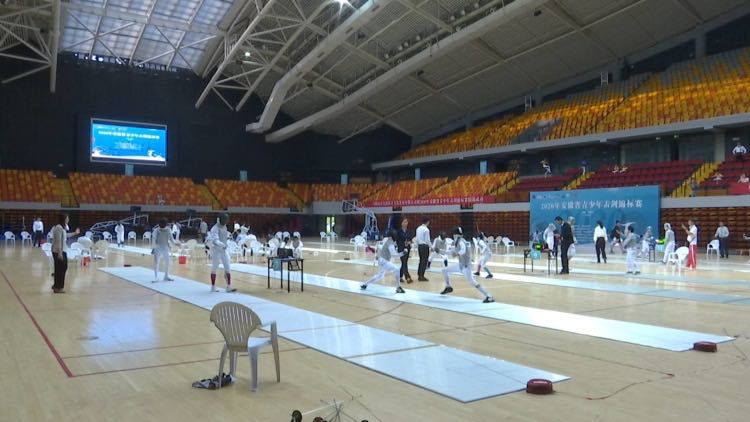 马击剑3.jpg